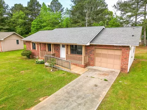 58 Fitzpatrick Dr, La Fayette, GA 30728
