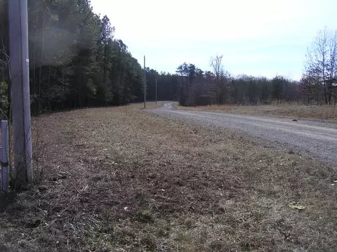 300 Trail Of Tears Rd, Spencer, TN 38585