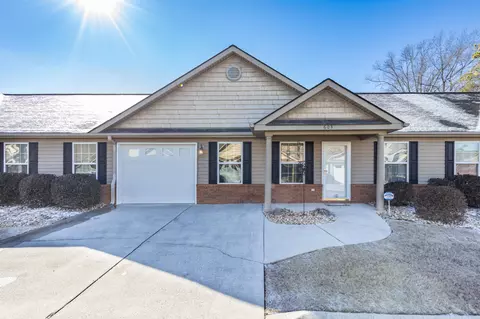 603 Cedar Creek Dr, Rossville, GA 30741