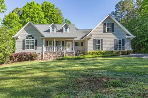 646 Estelle Middleton Rd, Chatsworth, GA 30705