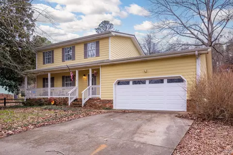 34 Stanley Pkwy, Ringgold, GA 30736
