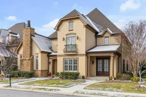 1247 Longholm Ct, Chattanooga, TN 37405