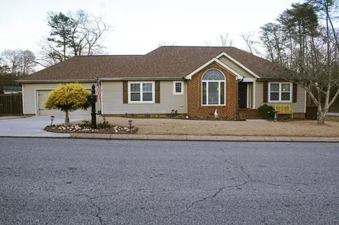 349 Celestial Ln, Hixson, TN 37343