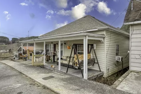 115 Highland St, Copperhill, TN 37317