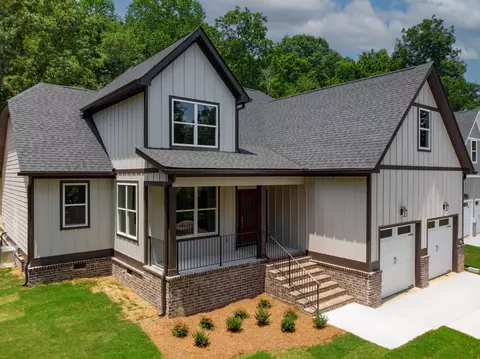 10523 Dolly Pond Rd #4, Ooltewah, TN 37363