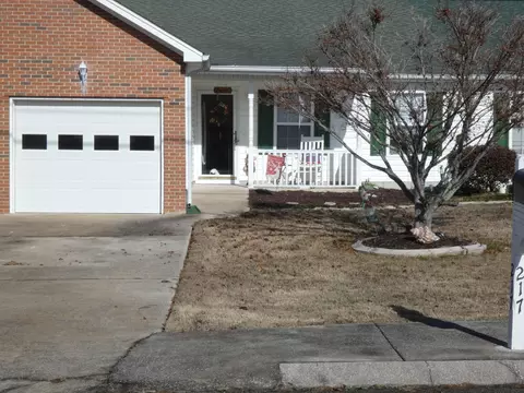 217 Flagstone Dr, Rossville, GA 30741