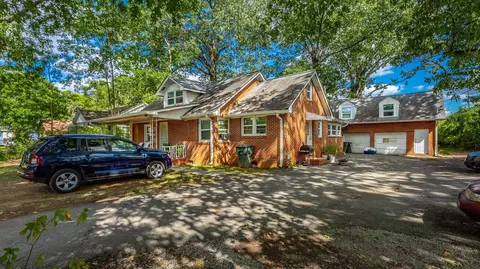 202 Maplewood Ave, Chattanooga, TN 37411