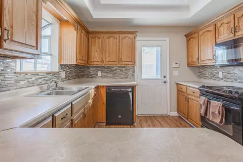 212 NE Hazel Ln, Dalton, GA 30721 photo 6