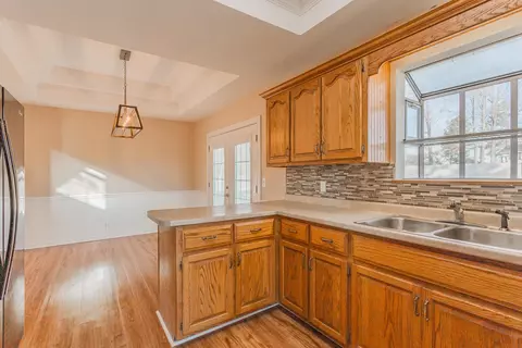 212 NE Hazel Ln, Dalton, GA 30721 photo 9