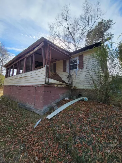 56 Lucy Dr, Chickamauga, GA 30707
