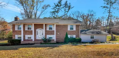 7001 Rocky Trl, Chattanooga, TN 37421