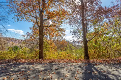136 Dal Brown Rd, Chattanooga, TN 37405