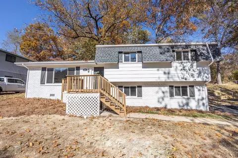 807 Ely Rd, Hixson, TN 37343 photo 4