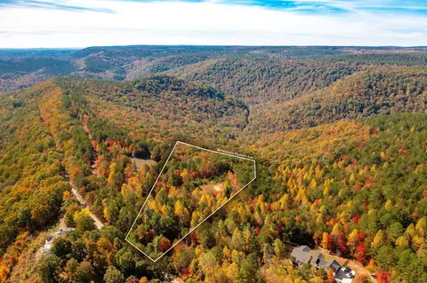 1420 Leggett Rd, Sale Creek, TN 37373