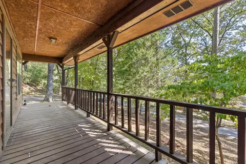 205 Herbert Dr, Jasper, TN 37347 photo 3
