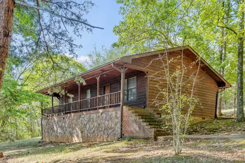 205 Herbert Dr, Jasper, TN 37347
