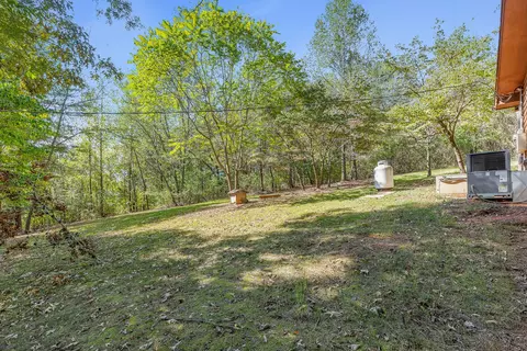 205 Herbert Dr, Jasper, TN 37347 photo 9