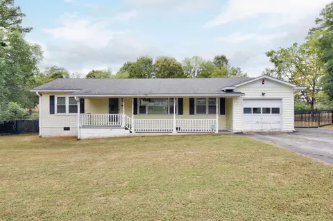 967 Joe Engle Dr, Chattanooga, TN 37421