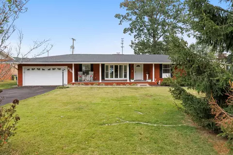 5709 Garrett Dr, Hixson, TN 37343