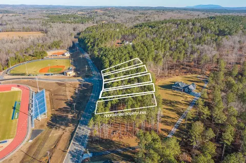 7 Crow Rd, Dalton, GA 30721