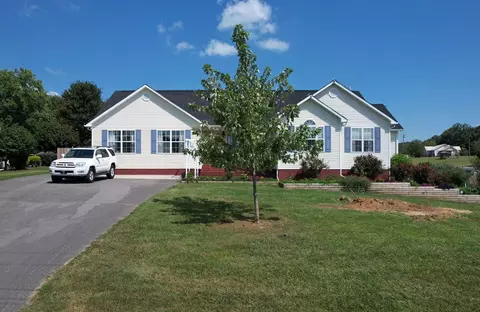 108 Mcdonald Rd, Sweetwater, TN 37874