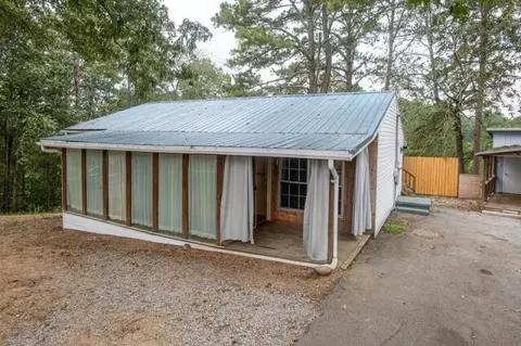 1246 Vittetoe Rd, Chickamauga, GA 30707