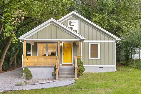 2608 Banks Rd, Chattanooga, TN 37421