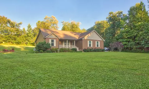 12558 Posey Hollow Rd, Soddy Daisy, TN 37379