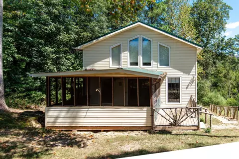 214 S Center St, Tunnel Hill, GA 30755
