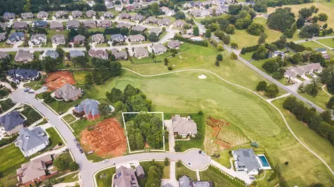 8020 Giovanni Ln, Ooltewah, TN 37363
