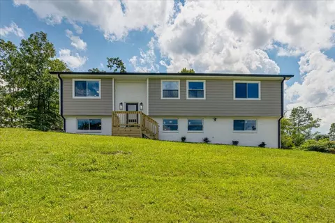 8260 Clipper Dr, Chattanooga, TN 37421 photo 2