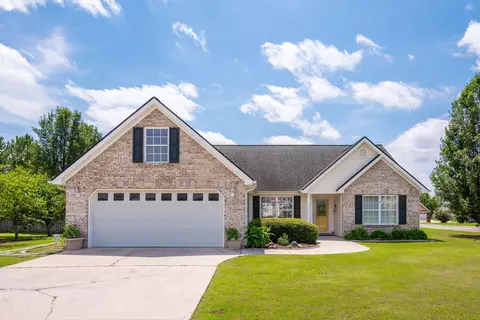 407 Century Station Dr, Rossville, GA 30741