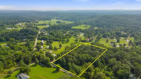 2 Worthington Gap Rd, Rock Spring, GA 30739