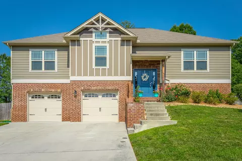 9068 Wood Dale Ln, Hixson, TN 37343