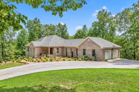 318 Merrell Ln, Lynchburg, TN 37352