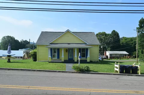 709 Monroe St, Sweetwater, TN 37874