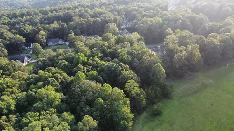 68 Big Cedar Dr, Dunlap, TN 37327
