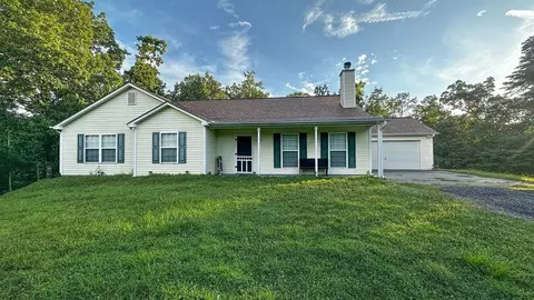 561 Muscadine Ln, Chatsworth, GA 30705