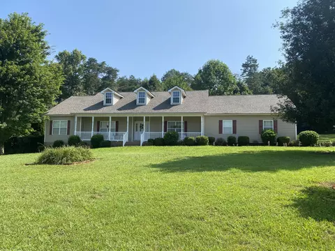 161 SE Leamington Ln, Cleveland, TN 37323