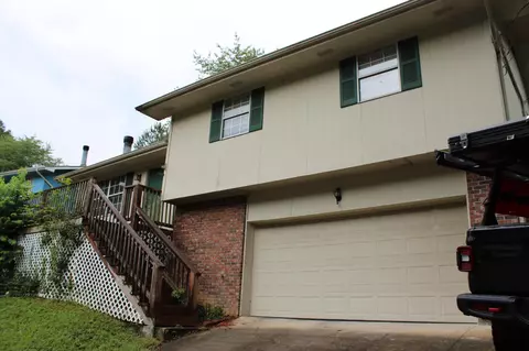 405 Bardwood Ln, Hixson, TN 37343