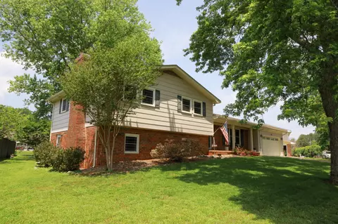 2361 NW Interlackin Cir, Cleveland, TN 37312