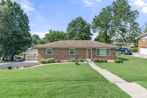 4310 Tee Pee Dr, Chattanooga, TN 37406