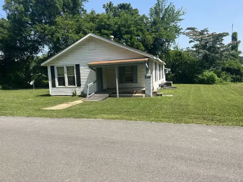 146 Midway Ave, Rossville, GA 30741