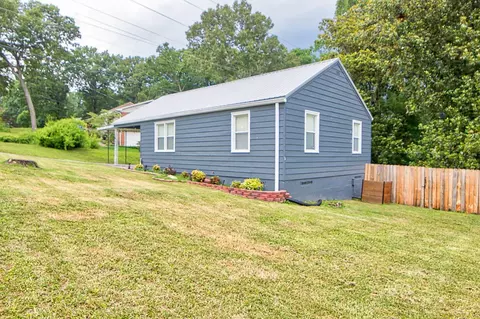 16 Edwards Ter, Chattanooga, TN 37412