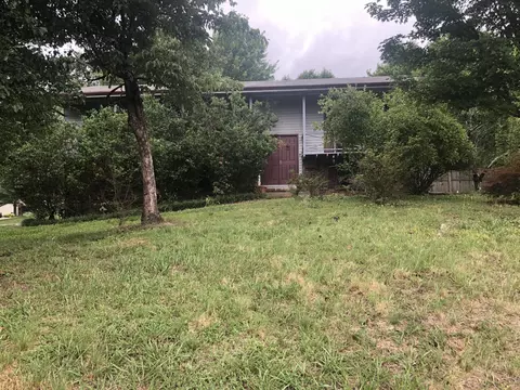 8186 Richland Dr, Hixson, TN 37343