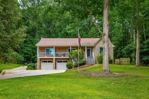 2021 NE Foxfire Rd, Cleveland, TN 37323