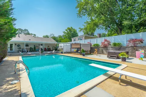4917 Pine Cir, Ooltewah, TN 37363