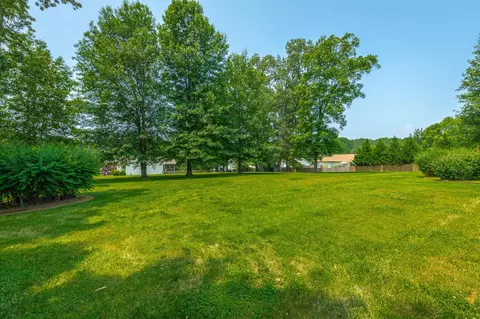 10159 Bear Trail Dr, Soddy Daisy, TN 37379