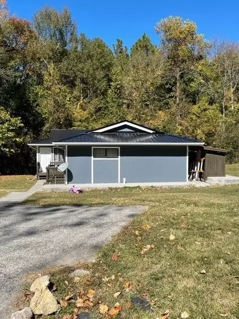 605 Lesley Dr, Dalton, GA 30721