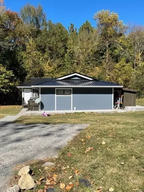 605 Lesley Dr, Dalton, GA 30721